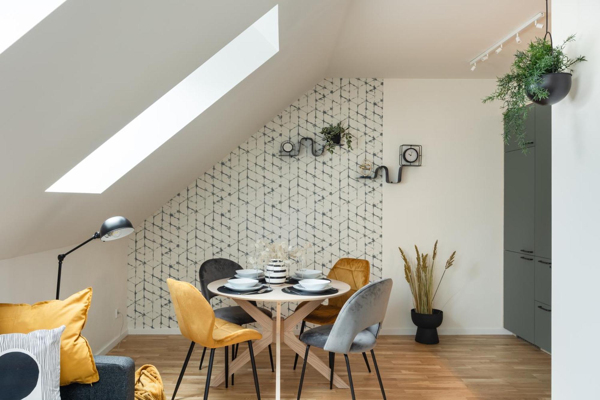 Bohemian Rhapsody Apartment Prag